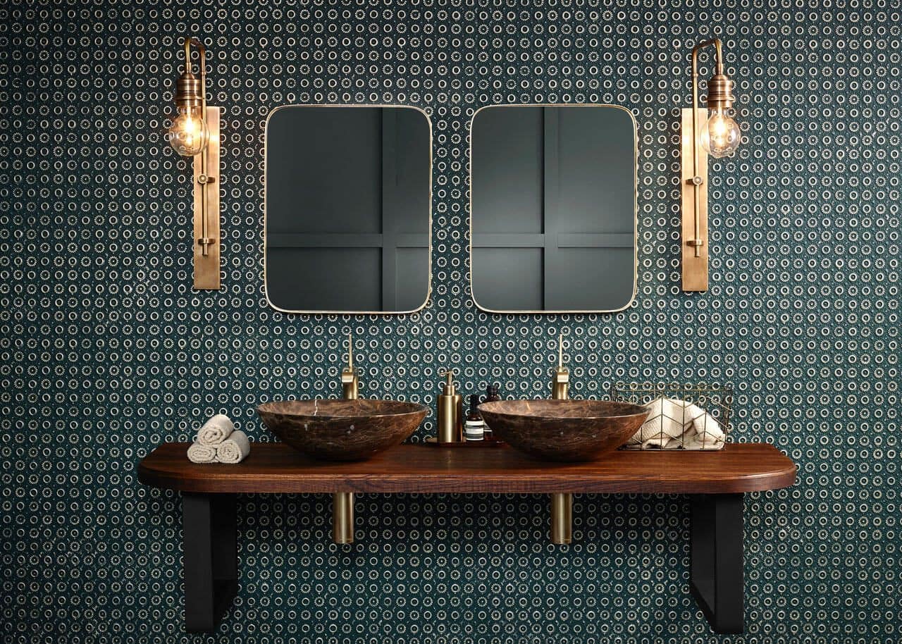 Lincrusta-Wallcovering-RD1903FR-3-Villa-Louis-Bathrom-landscape